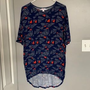 Lularoe top xxs.